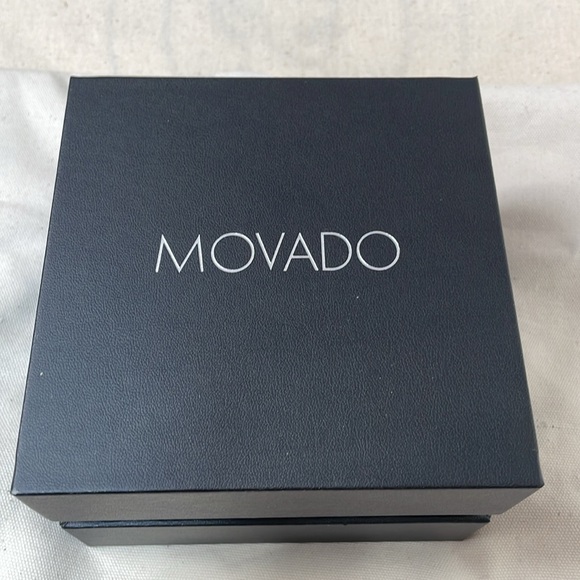 Movado Heritage Quartz Green Dial 40mm Men's Watch - Picture 5 of 11